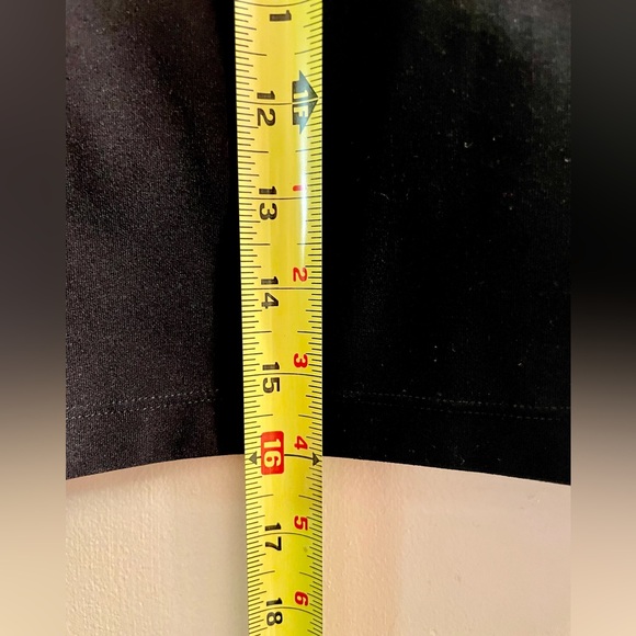 T By Talbots Black Skort w/ pocket - Like New.                        SIZE = XLP - Picture 10 of 12